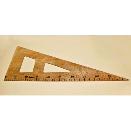 Лекало №7 треугольник деревянное 50см
